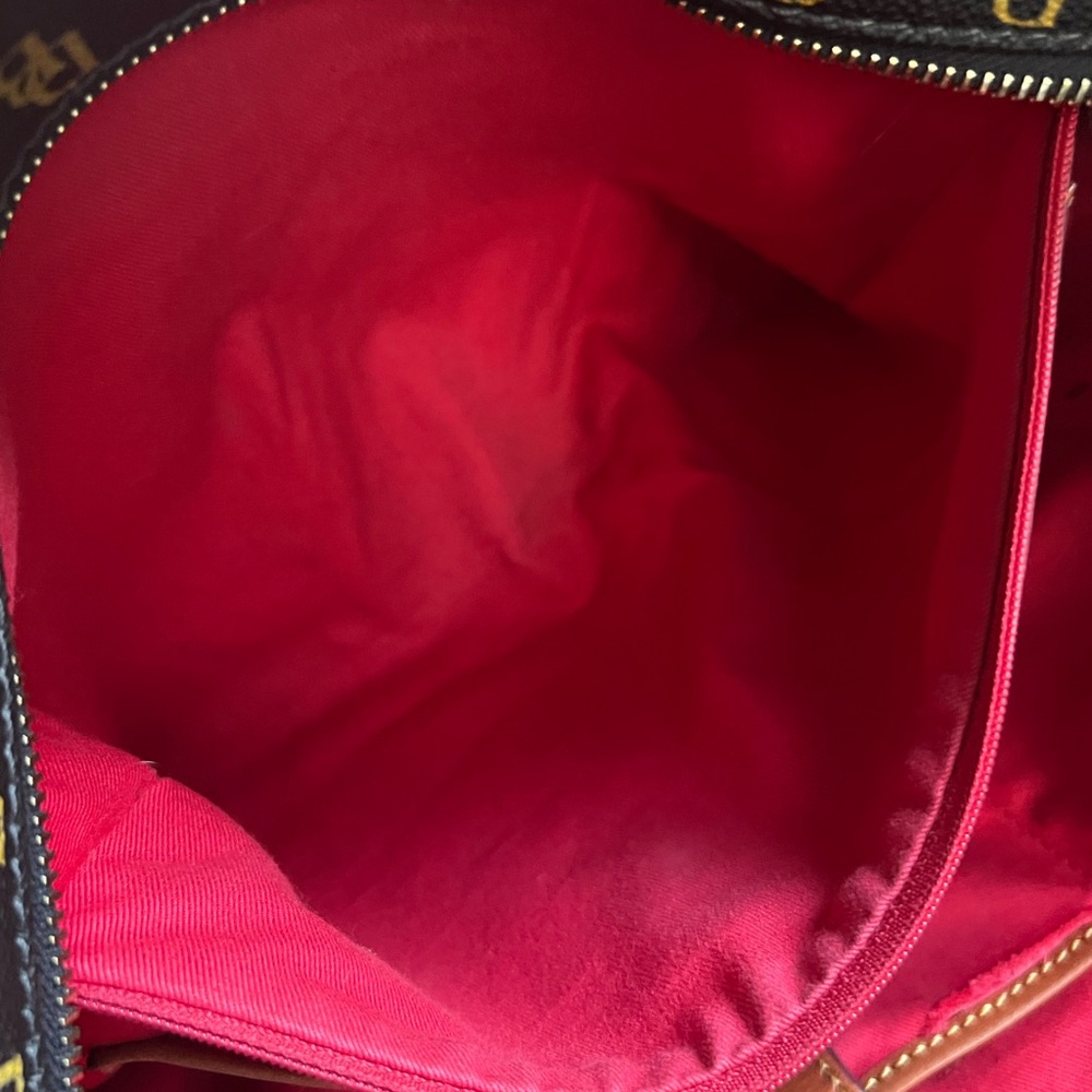 Dooney & Bourke classic tote. Rich t’moro brown canvas with caramel leather trim - Picture 15 of 16